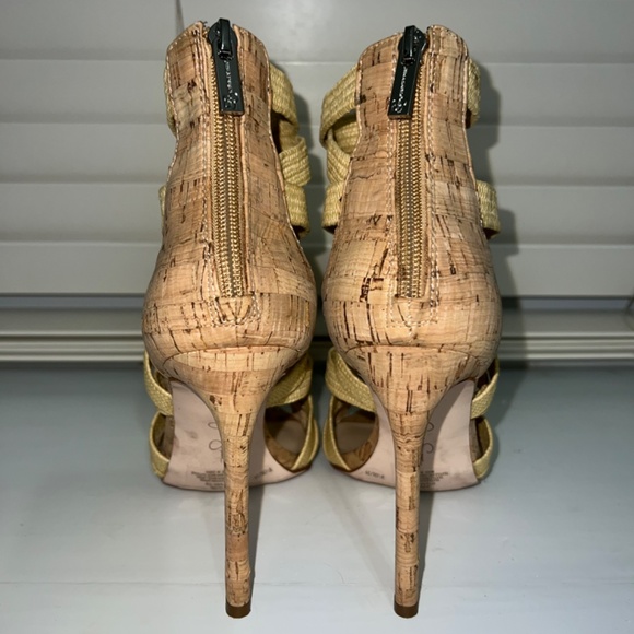 Jessica Simpson Jyra Sandal - Picture 2 of 4